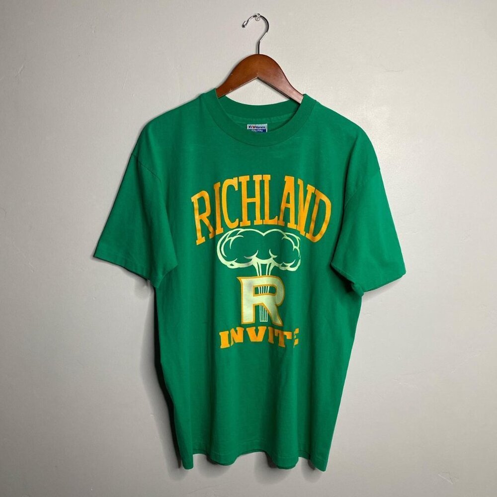 Vintage 90’s green single stitch track tee size XL